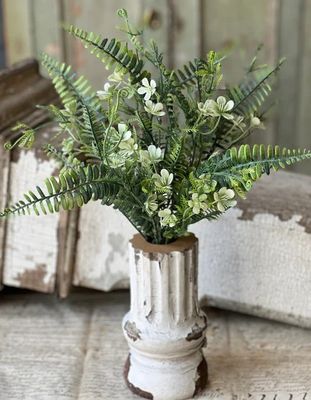 Ambling Arbor Bush White 19&quot;