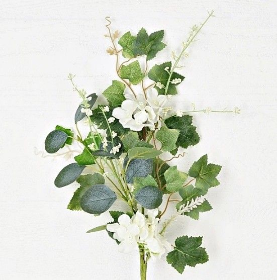 24in Spray-Cream Hydreangea w/Silver Dollars
