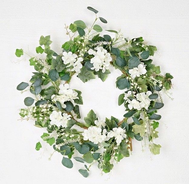 24in Wreath-Cream Hydreangea w/Silver Dollars
