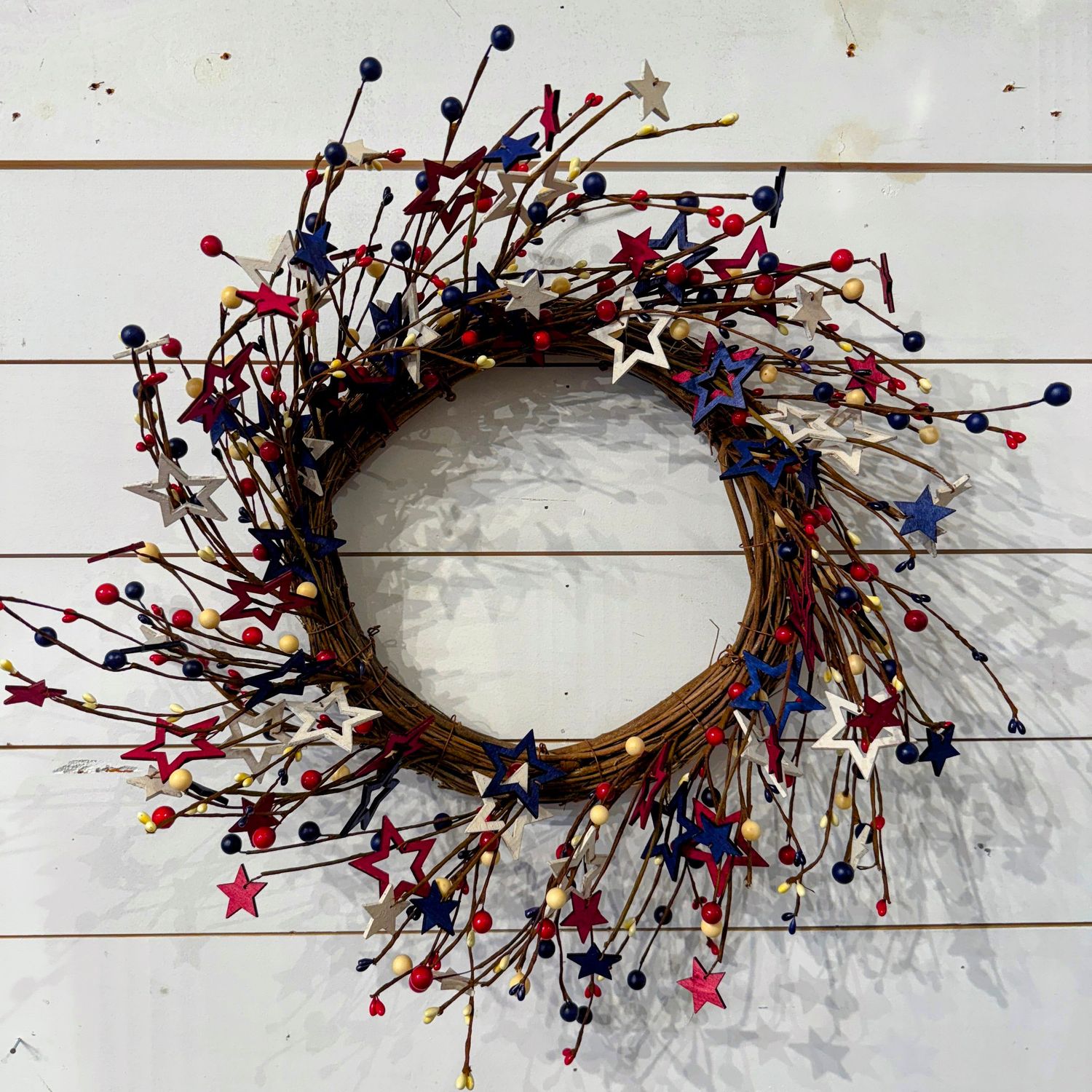 Americana Berry Wreath w/ Stars 20&quot;