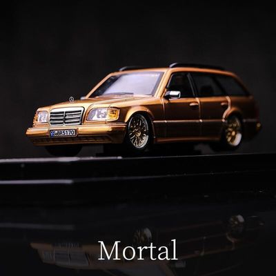 Mortal S124 Mercedes Wagon gold