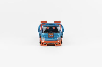 Micro Turbo 1:64 Custom Flatbed Tow Truck Gulf Livery