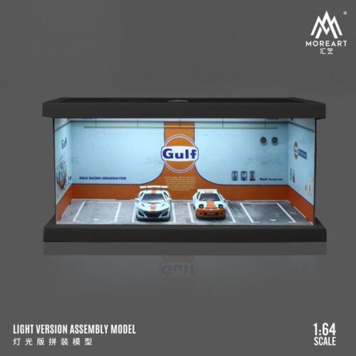 Moreart 1:64 Gulf 4 Car Desktop Parking Diorama With LED