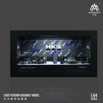 ​MoreArt 1:64 Photo Frame HKS Repair Shop Scene
