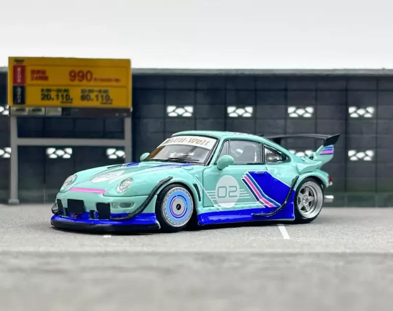 Street Warrior 1/64 911 RWB 993 Low Wing Porsche # Luminous   Diecast