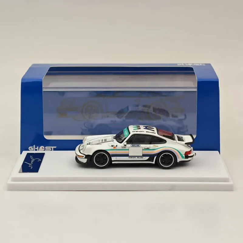 Ghost Player Singer Porsche Turbo Study White