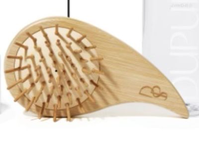 BROSSE STIMULANTE POUR LE CUIR CHEVELU  EN BAMBOU