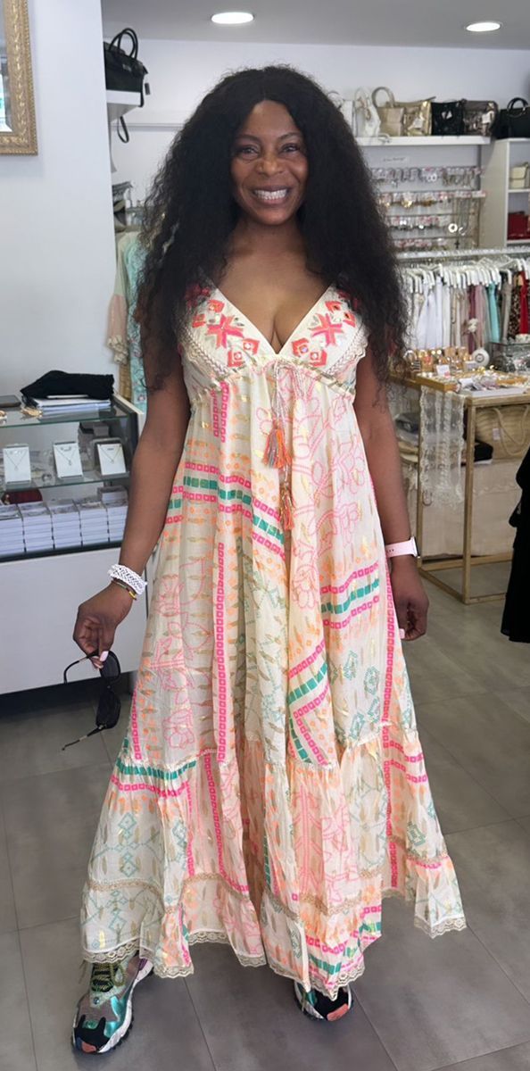 Vestido shine bordado regulable