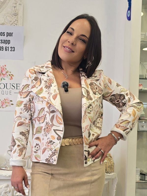 Chaqueta Floral Chic