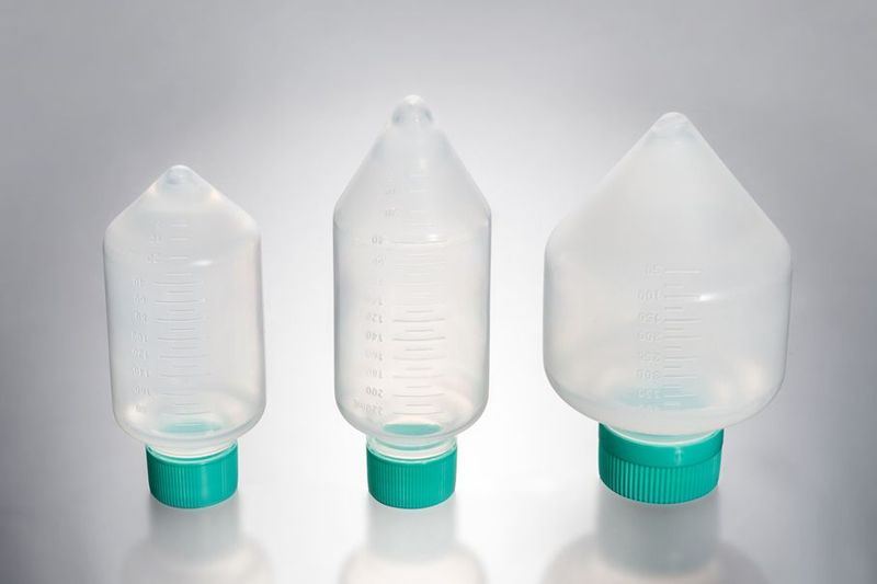 250ml Conical Centrifuge Tubes, Sterile, Dnase/Rnase free and nonpyrogenic, Re-sealable bag, (6/bag,48/cs) (CFT012250)