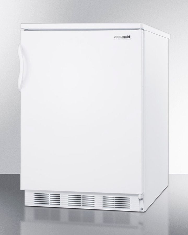 Undercounter Refrigerator with Auto-Defrost, 5.5 CUFT UCR5501 (DBOEA0001)