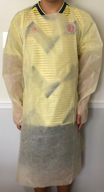 Cover Gowns Exceptional barrier protection (level 2), Large, Made of high grade of SMS for superior protection, Non-sterile, non-surgical gown, 100/CS