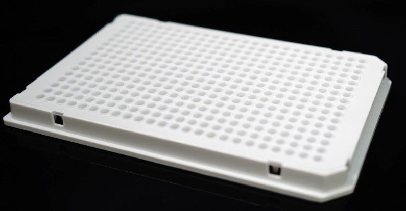 40 μl 384 Well PCR Plates, Semi Skirt, Compatible with Roche Machine, White, A24 Notch, Non-sterile, 10/pk, 50/cs (409013-CS)