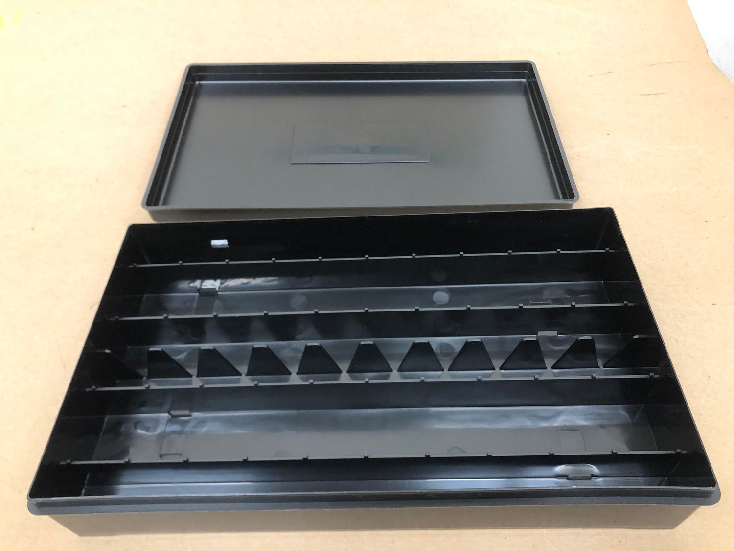 IHC Slide Staining Incubation Tray, Black, 20-Slide Capacity, Each, IHC20STB