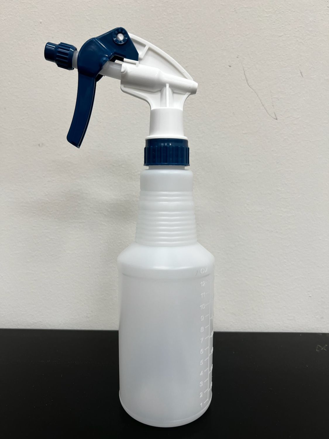 Heavy Duty Spray Bottle with Nozzle, 16 OZ (500ml), 6/Pack Heavy Duty Spray Bottle with Nozzle, 16 OZ (500ml), 6/Pack