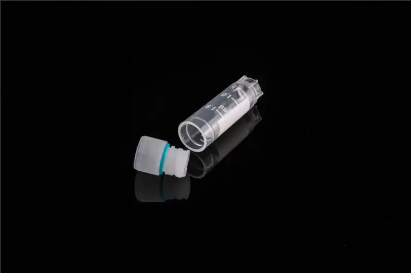 Nest 1.5 mL Cryogenic Vial, Self-Standing, Internal Thread, Sterile, New Model, 50/pk, 500/cs (606801)