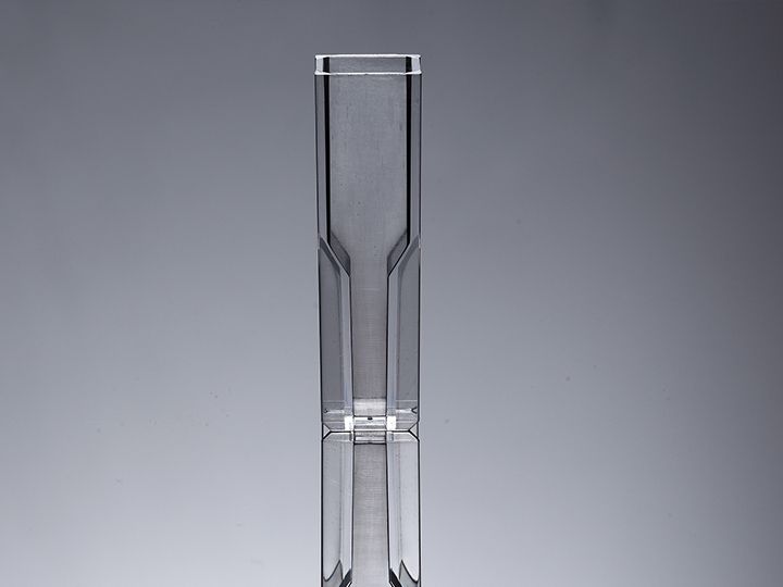 1.5ml Semi Micro Cuvettes, 10mm, Two Optical Windows, 400 nm to 800 nm, (100/box, 1000/cs), CUV010015