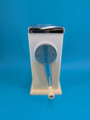 Vintage 1950s ICE-O-MAT Hand Crank Ice Crusher