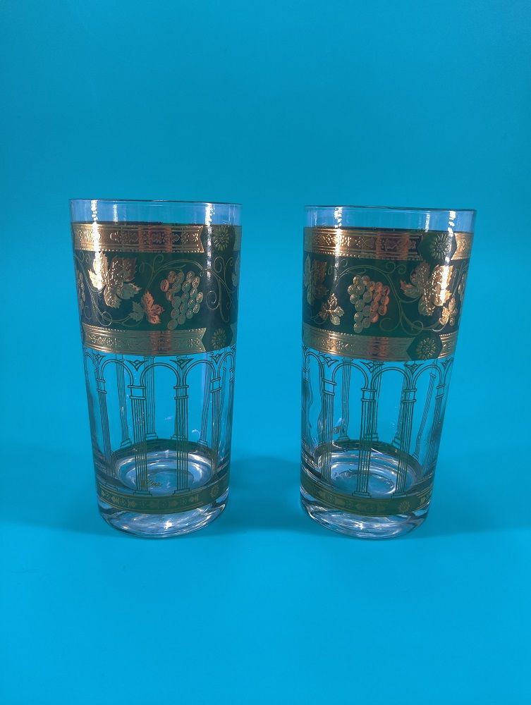 It's a set of two.
