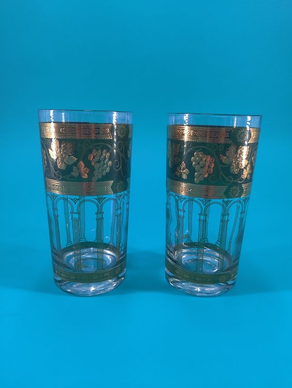 It's a set of two.