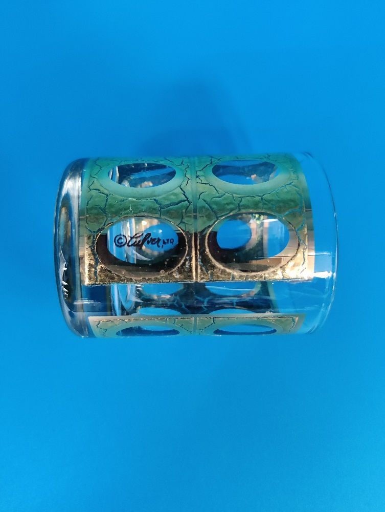 "Culver Ltd" is written on the glass.