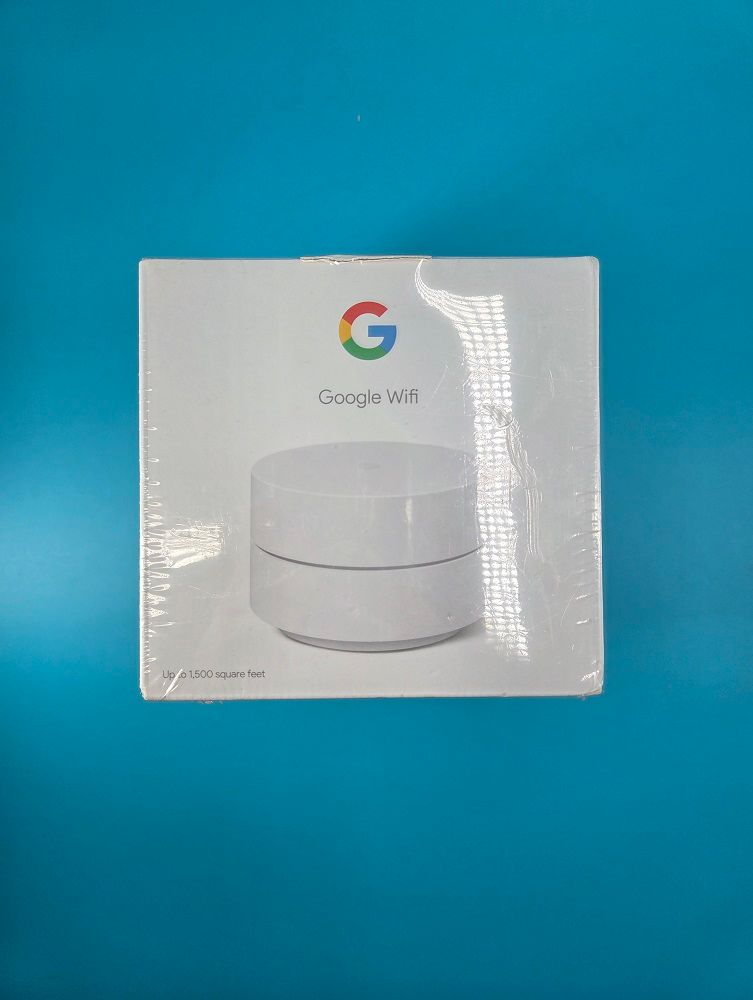 Front of the box with product photo.