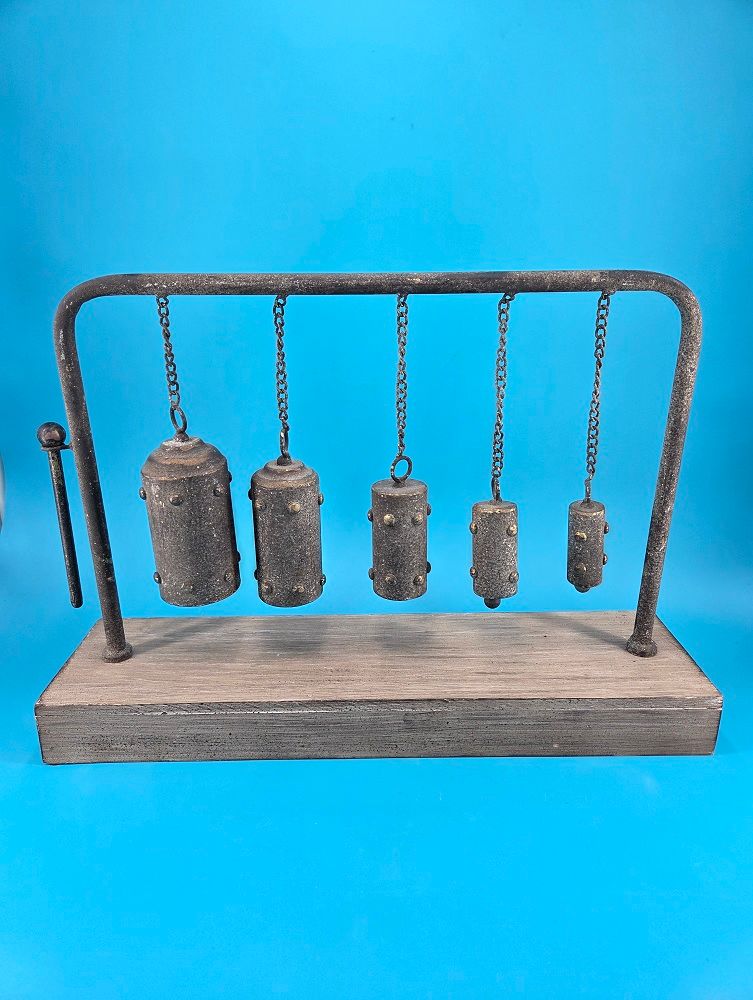 Five bells in descending size.