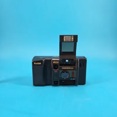 Kodak VR35 K12 35mm Film Camera with d'brozzi Bag