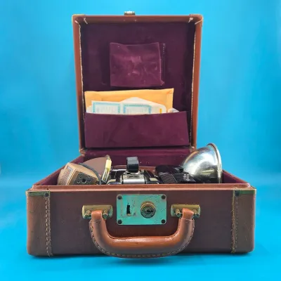 Polaroid 95A Land Camera w/Case and Accessories