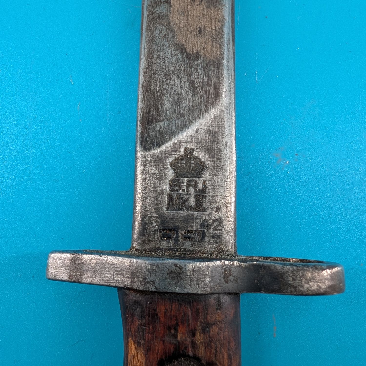 Maker's mark of bayonet