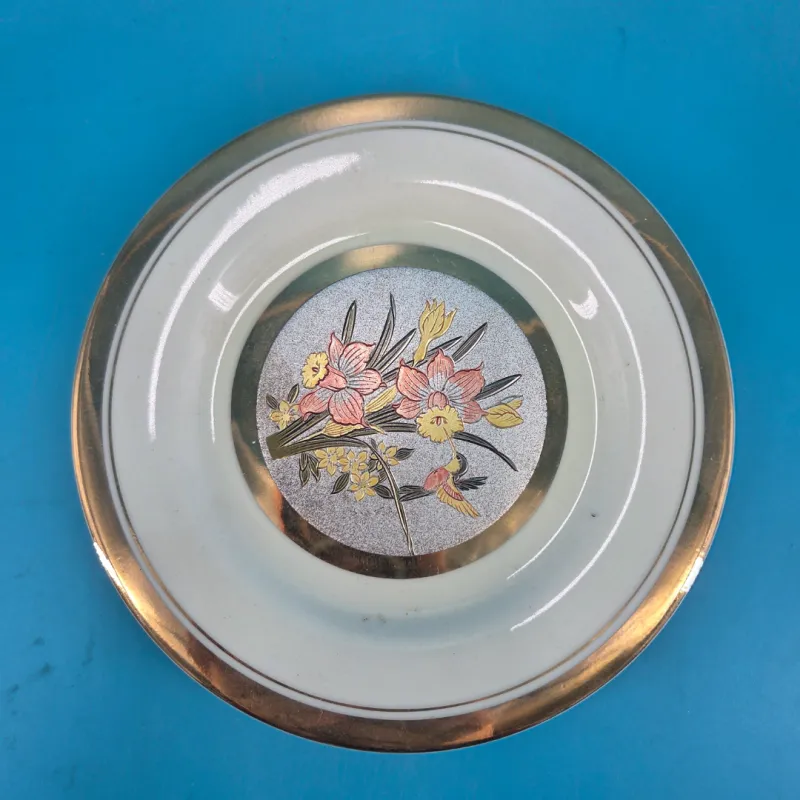 The Art of Chokin 6.5" Plate - Hummingbird and Iris