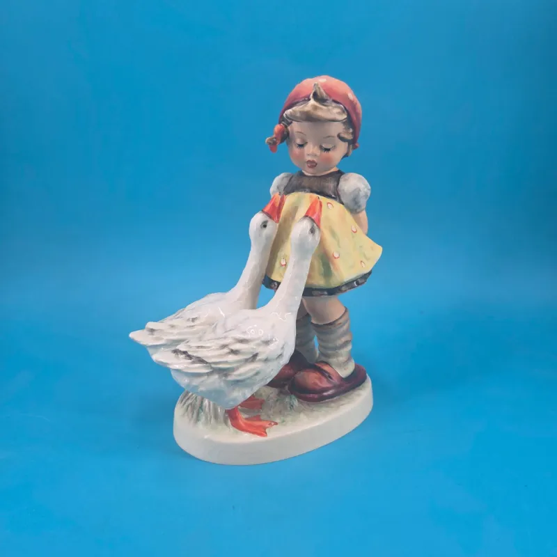 Hummel #47/II Goose Girl