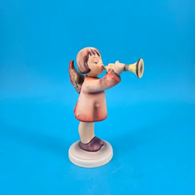 Hummel #32/0 Little Gabriel Hummel #32/0 Little Gabriel