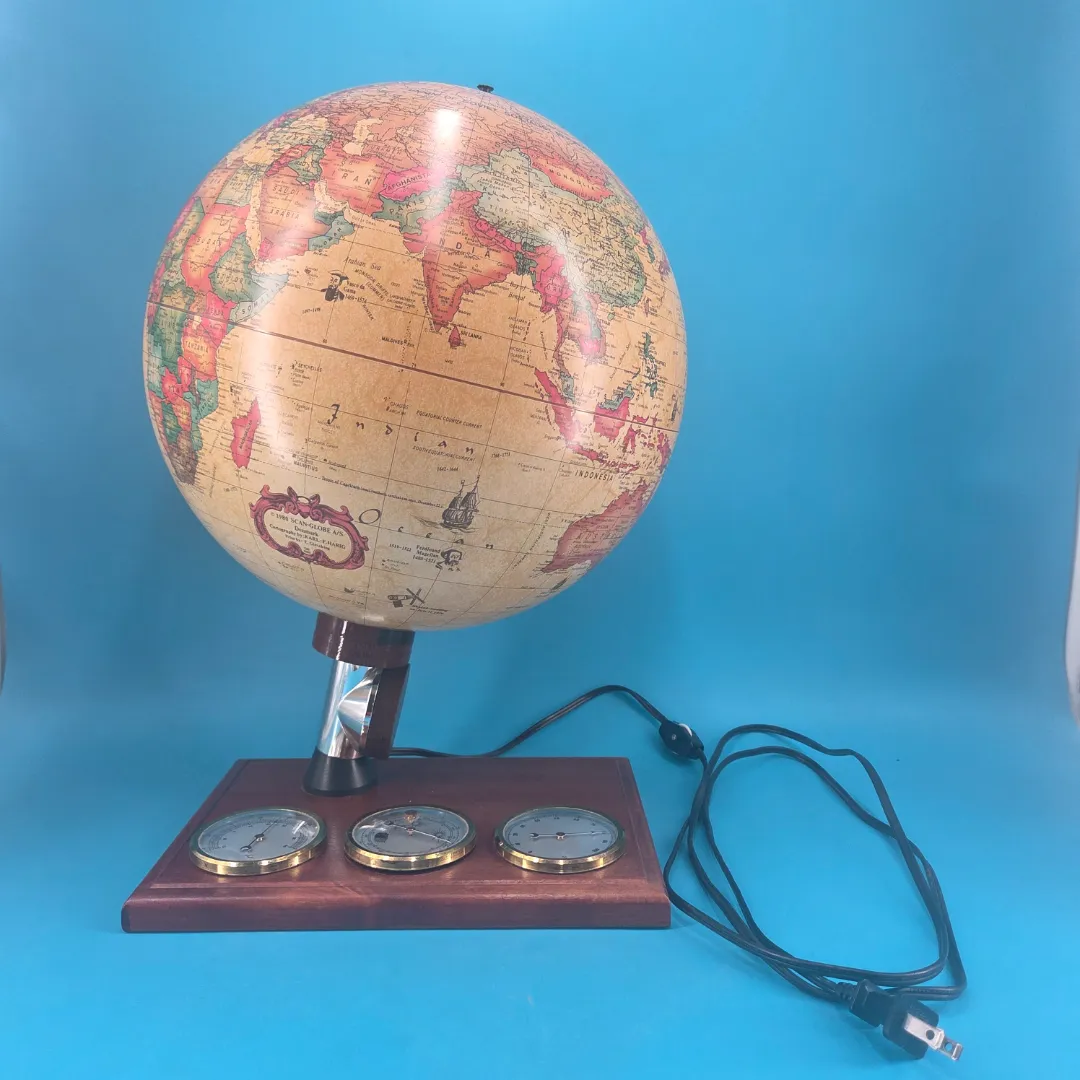 Illuminated Scan Globe