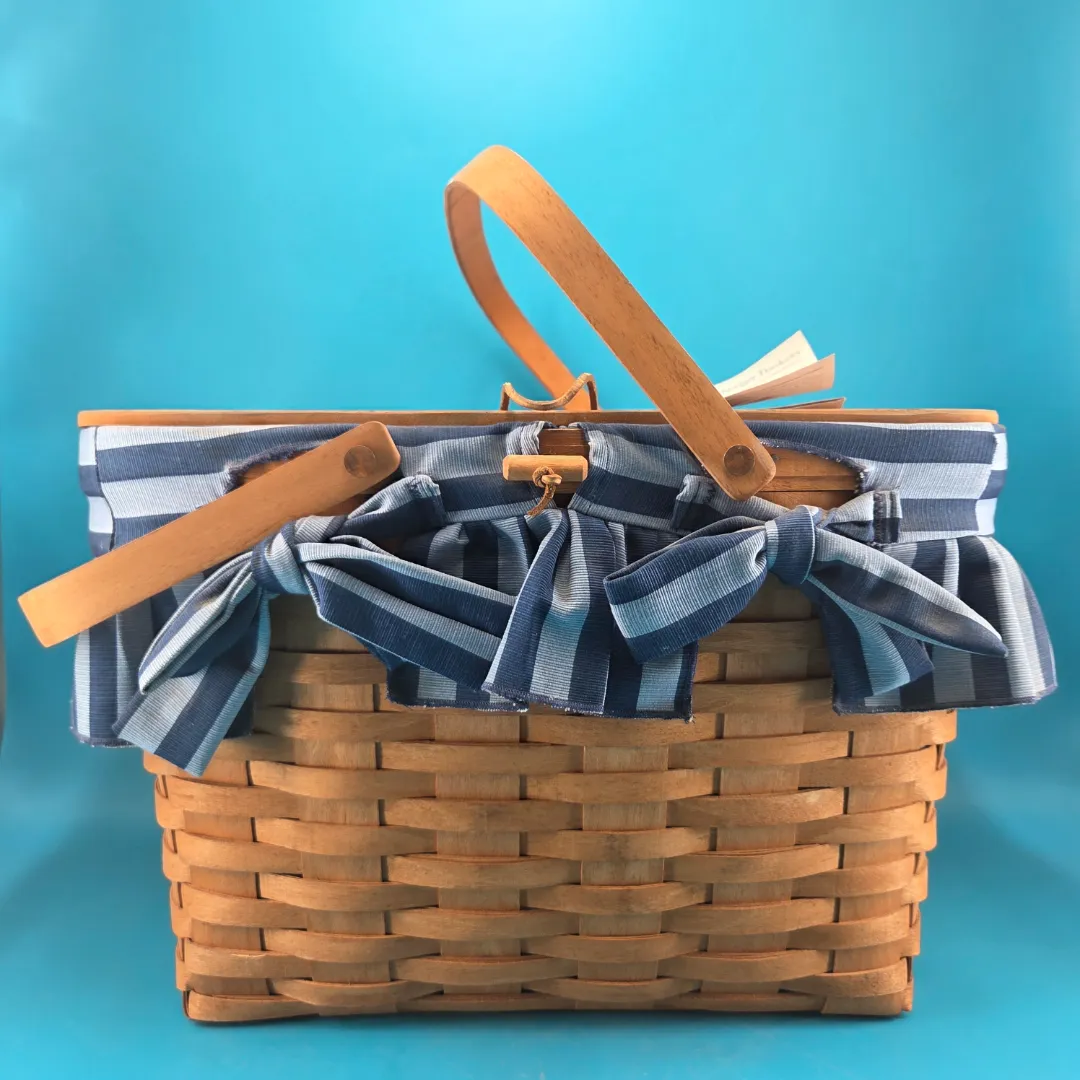 Longaberger Picnic Basket Set (Blue Stripes)