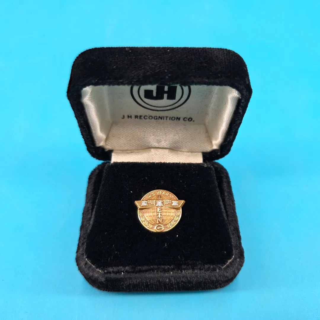 Boeing Aviation 10K Gold 25 Years Service Pin