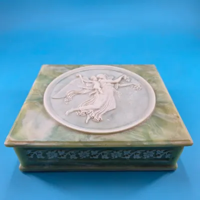 Green Incolay Stone Jewelry Box Green Incolay Stone Jewelry Box
