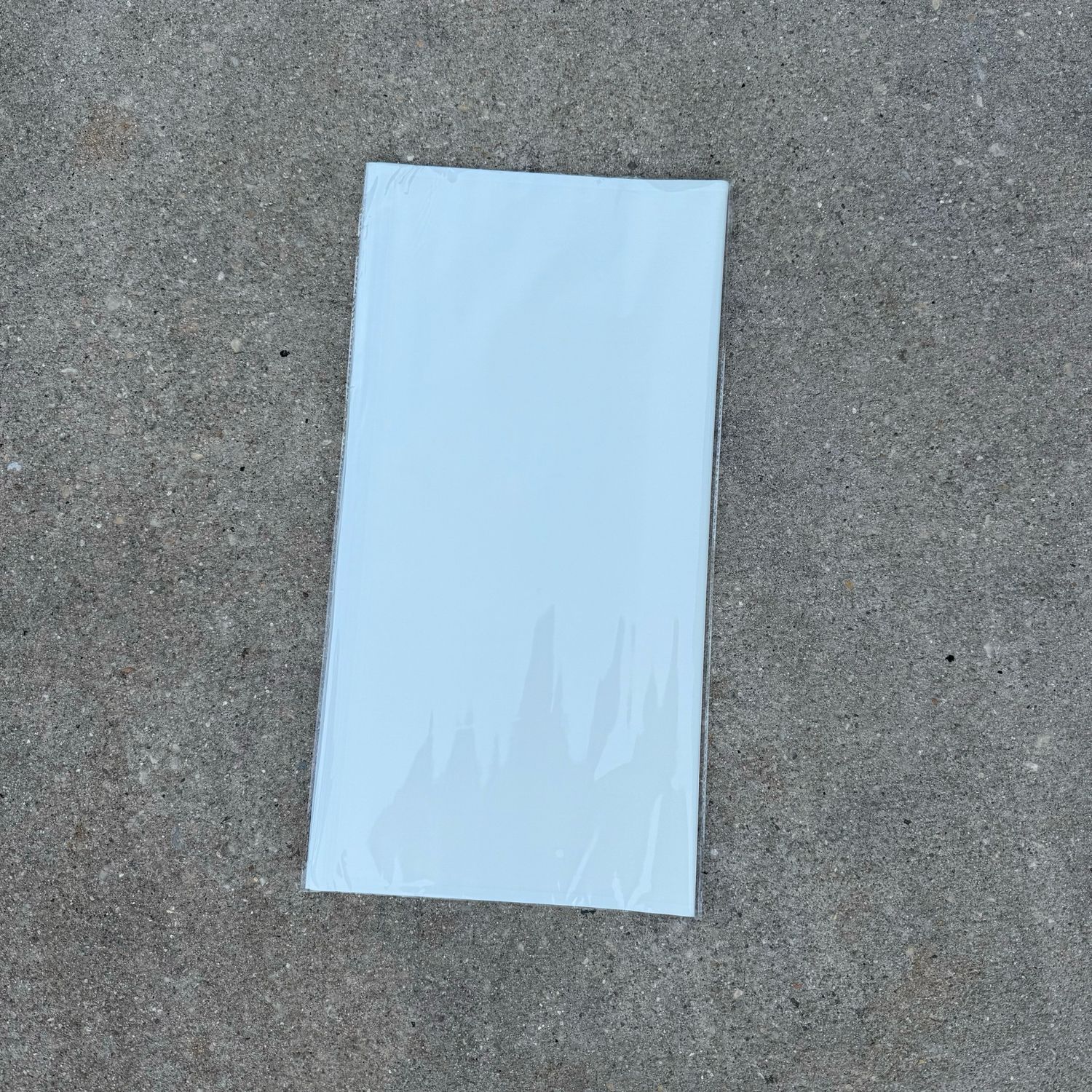 White Lining Wrap