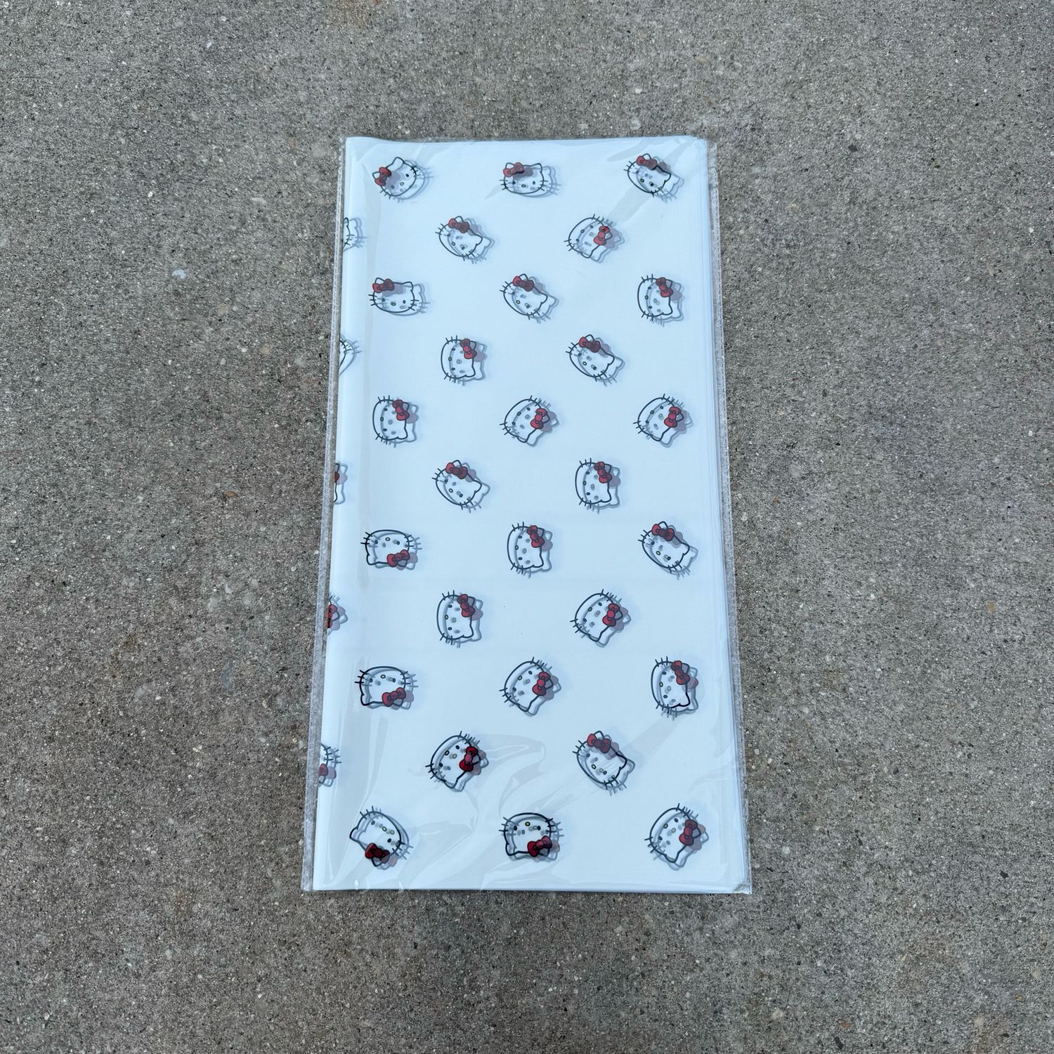 White Hello Kitty Wrap