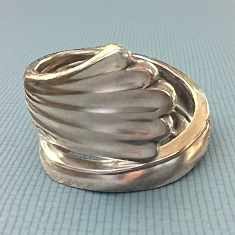Stainless Scalloped Shell Spiral