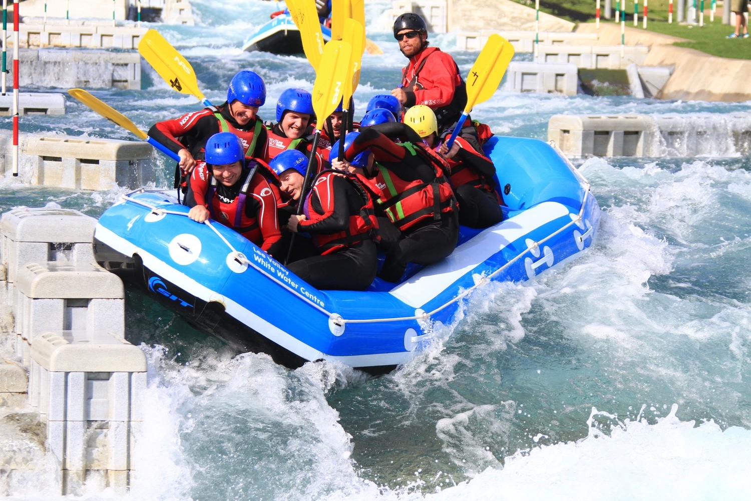 DEPOSIT: EXCLUSIVE WHITE WATER RAFTING SESSION WITH GB GOLD MEDALIST For 8 people