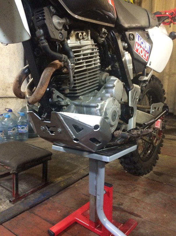 Honda XR Baja 500 двигатель