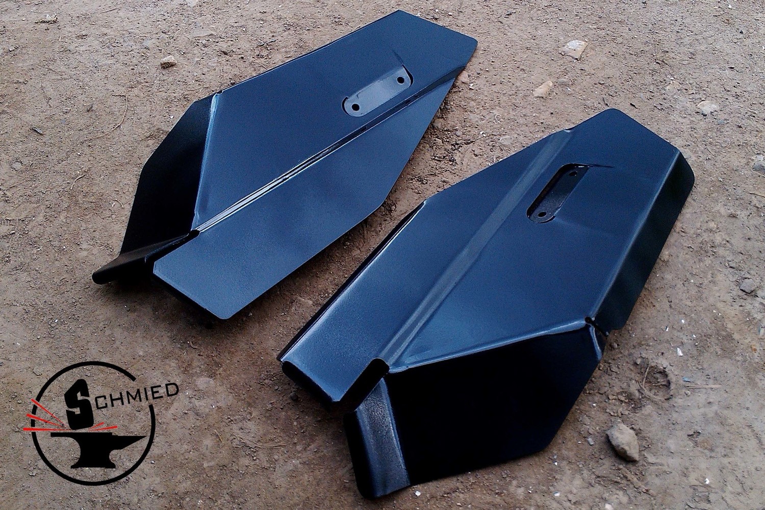 карбоновые элементы на r1200gs. защита 1200. защита дроссельной заслонки bmw r1200gs 2013. защита для bmw k1200gt. защита 1200.