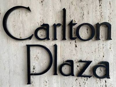 Carlton Plaza
