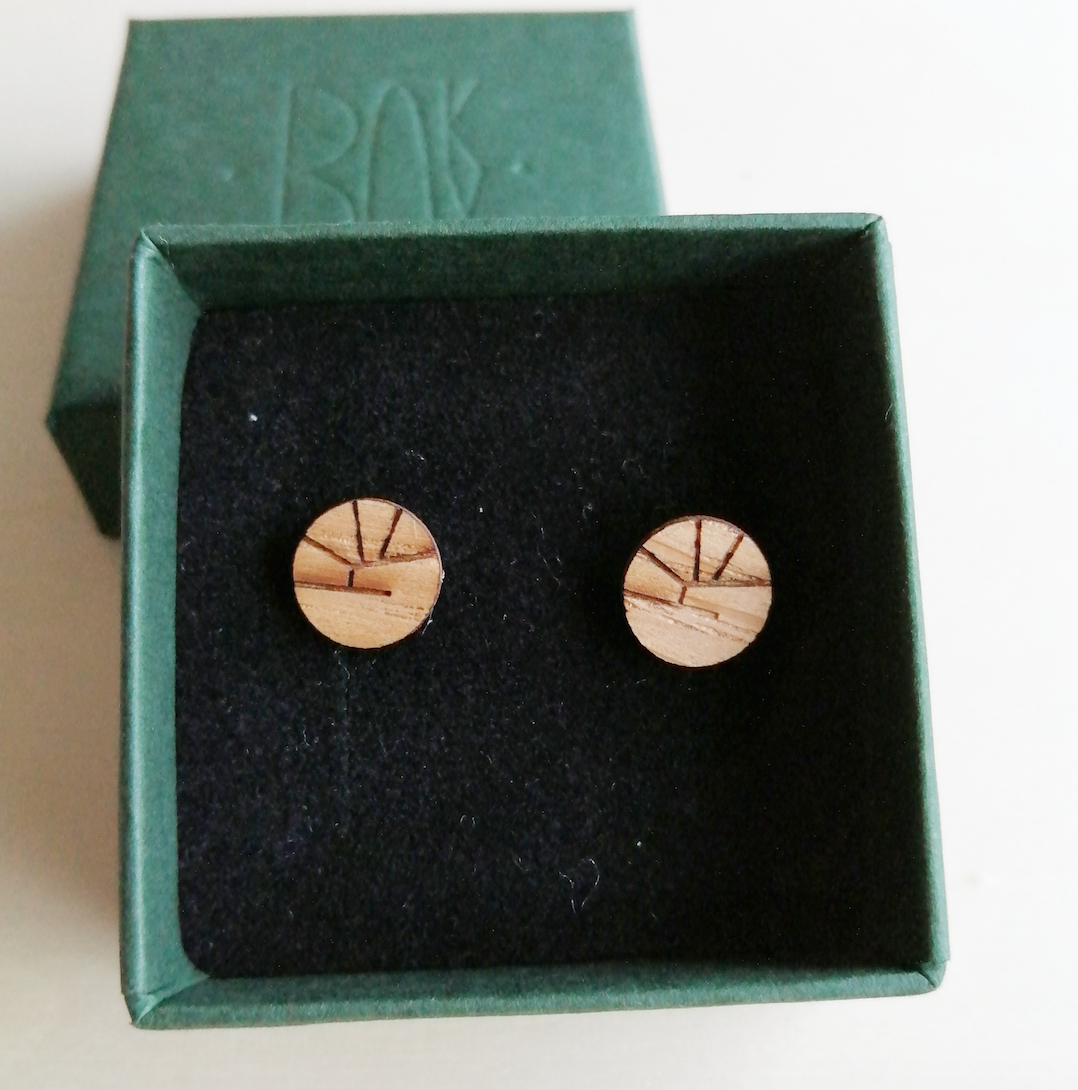 FineLines / Womens Rights / Wood / Small / Nature OBS! I eg!