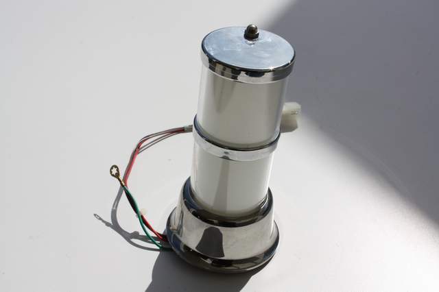 Candle, 4" Red/White 12V Chrome 19135490W