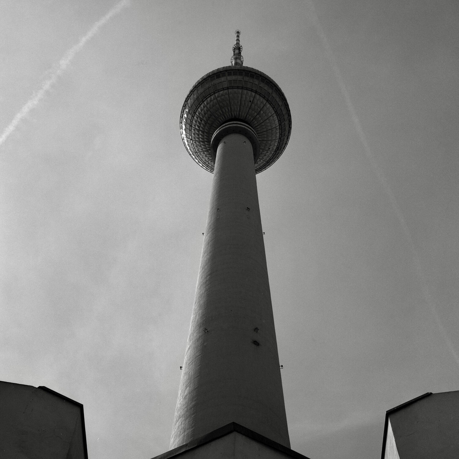 Berliner Funkturm, (150 x 150cm)  fine art pigment print.
