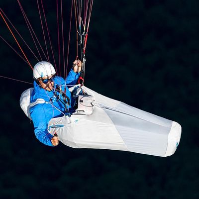 Sillas y arneses de parapente