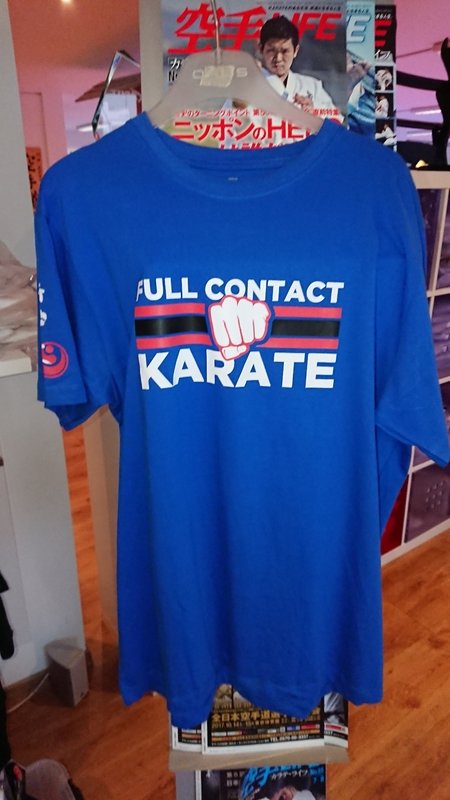 Full Contact Karate blau