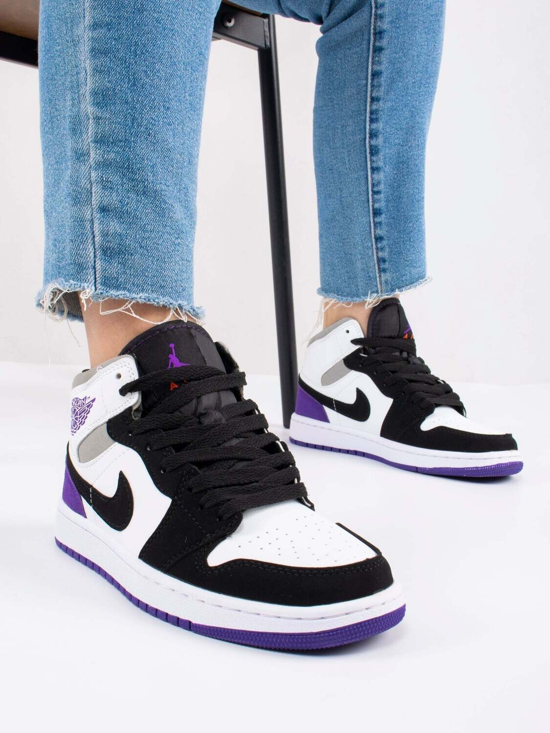 Nike Air Jordan Retro Court Black &amp; Purple
